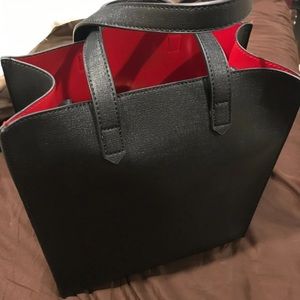 Black tote bag
